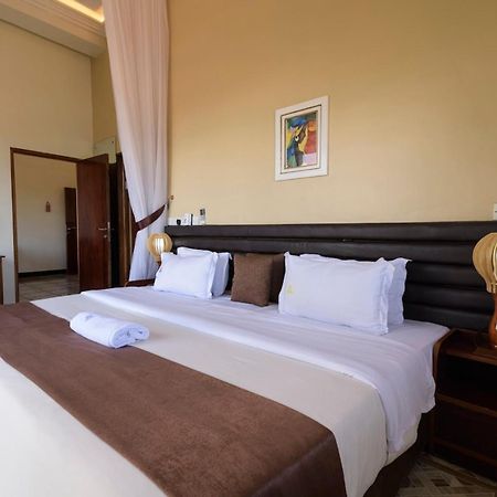 Hoima Buffalo Hotel & Business Hub Ltd Ngoại thất bức ảnh