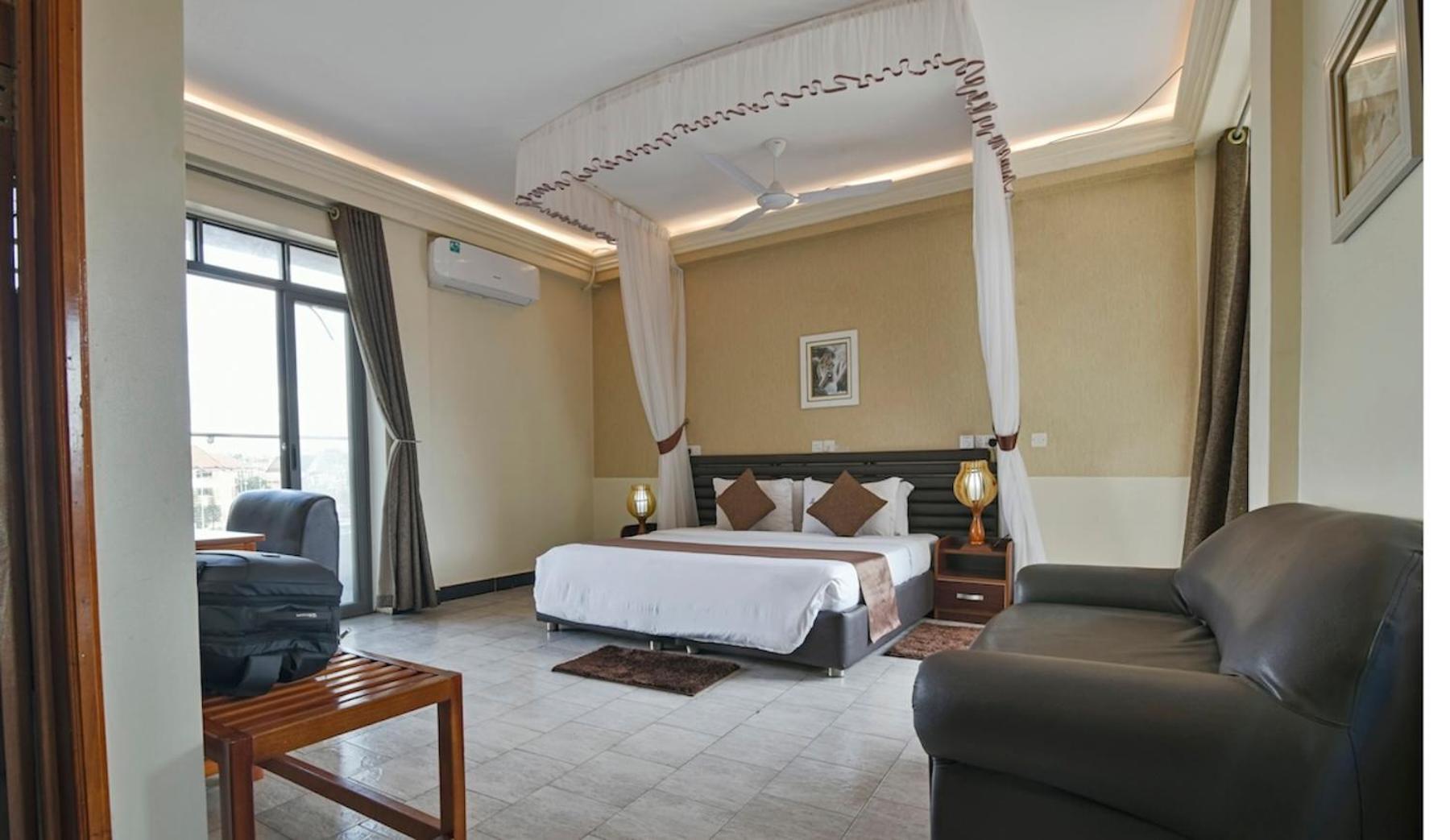 Hoima Buffalo Hotel & Business Hub Ltd Ngoại thất bức ảnh