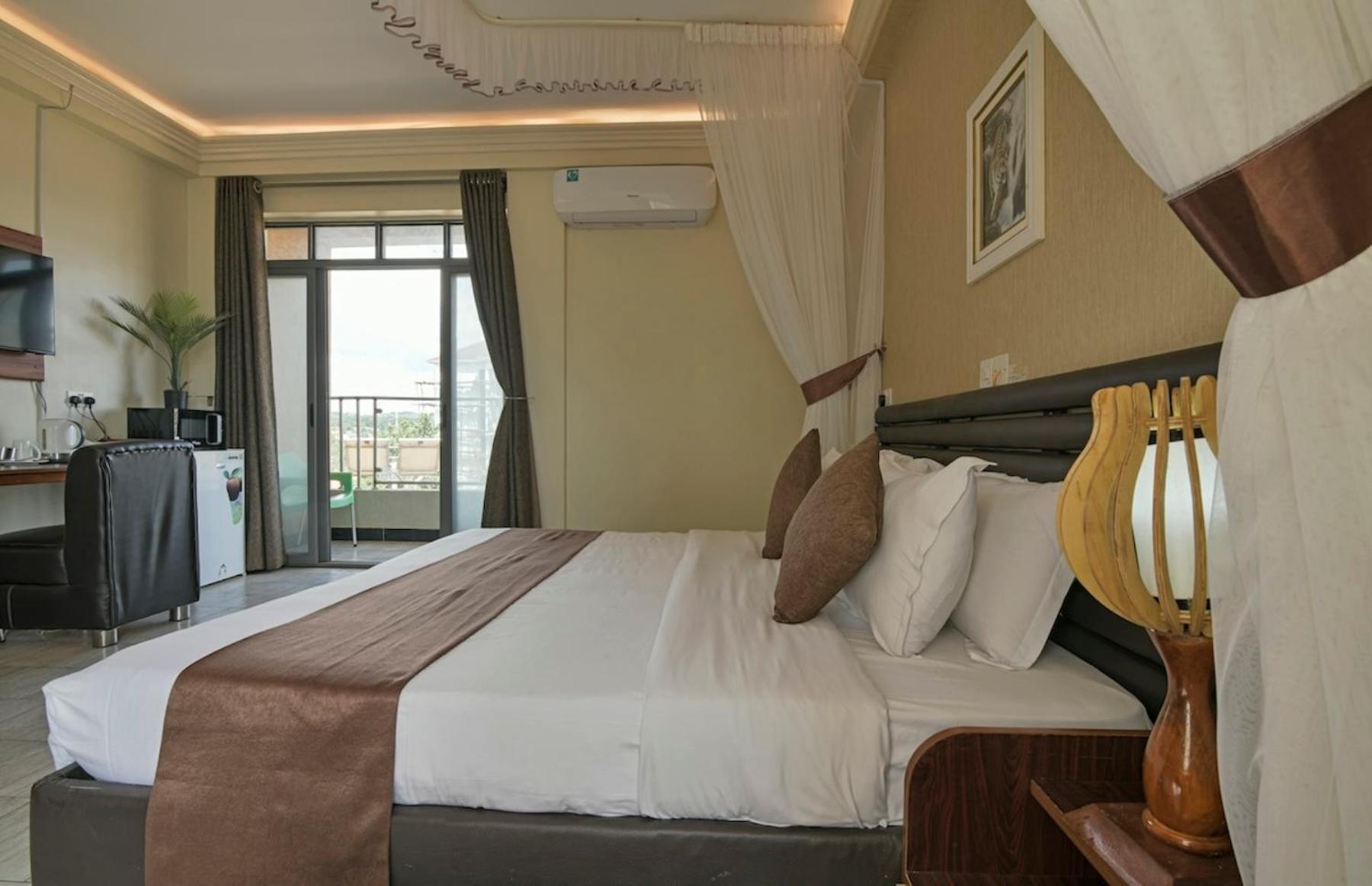 Hoima Buffalo Hotel & Business Hub Ltd Ngoại thất bức ảnh