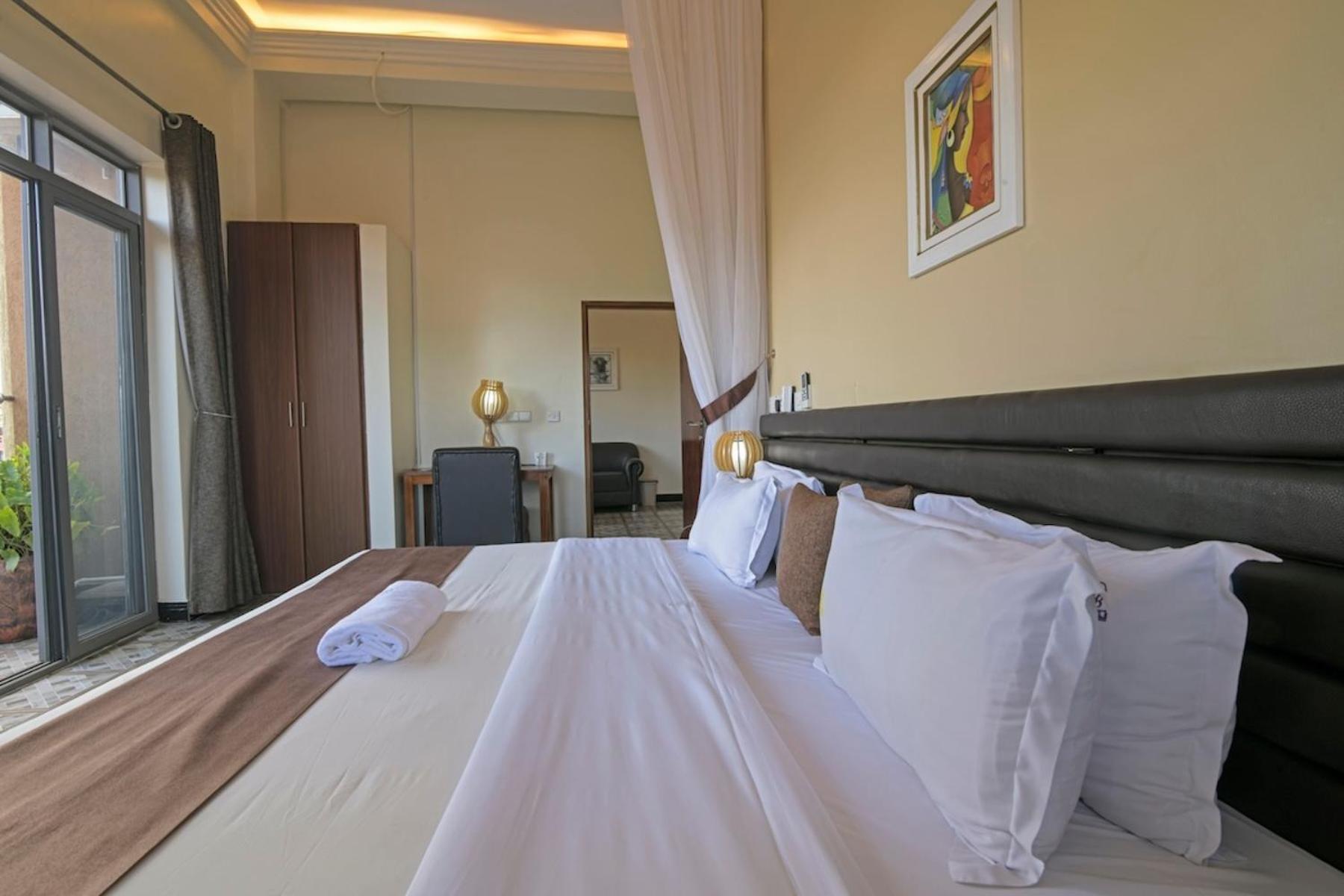 Hoima Buffalo Hotel & Business Hub Ltd Ngoại thất bức ảnh